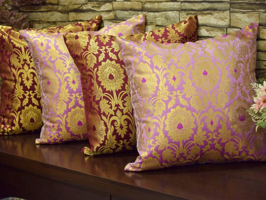 MUGHAL BANARASI Brocade Cushion Covers Combo (Lavender & Wine)