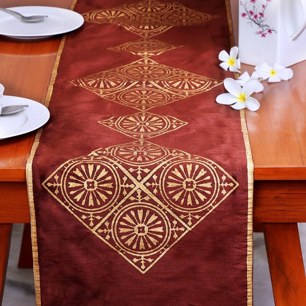 Sikri Chakra Block Printed Silk Table Runner