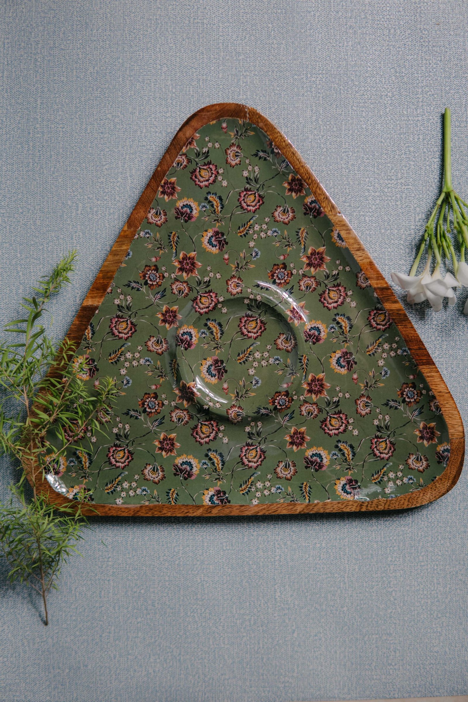 Wooden Artistic Olivia Garden Chip-Dip Platter