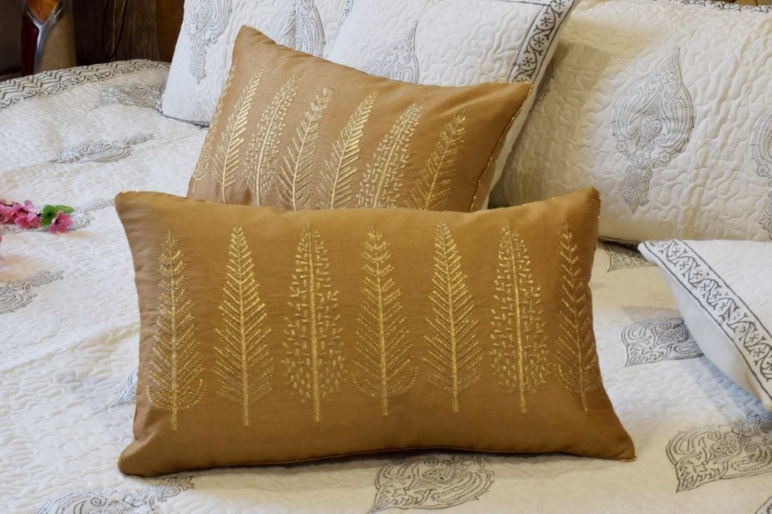 Baag-e-Bahaar Beige Rectangular Cushion Covers - Image 2