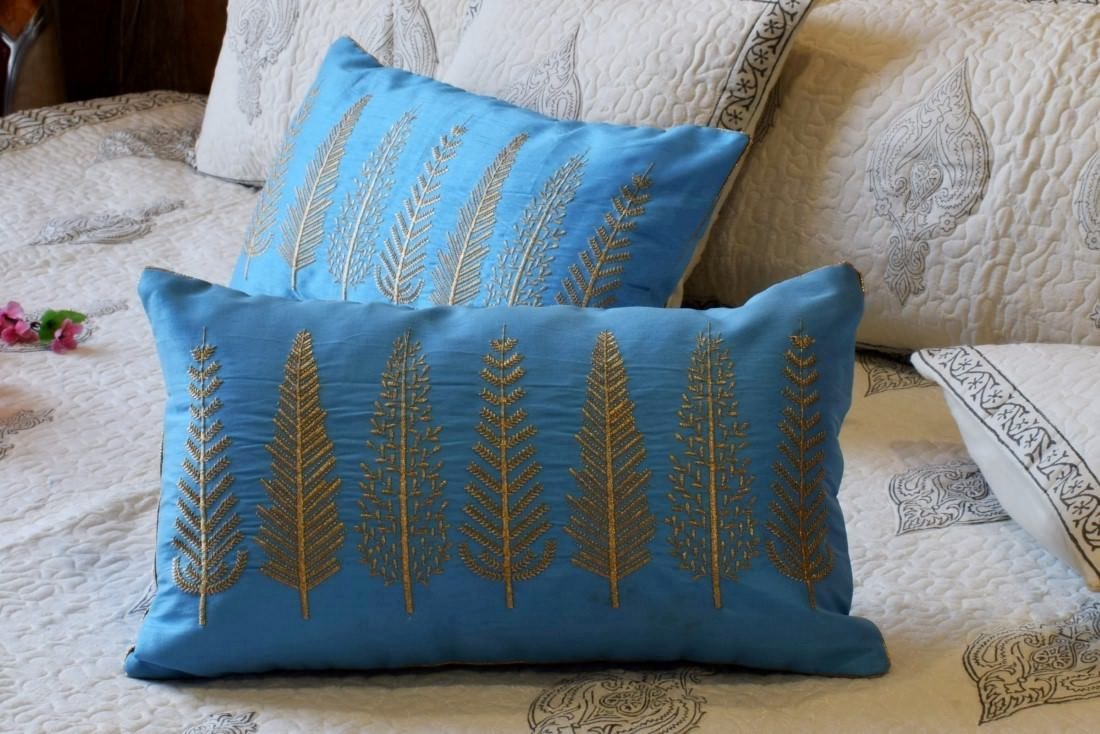 Baag-e-Bahaar Sky Blue Rectangular Cushion Covers - Image 2