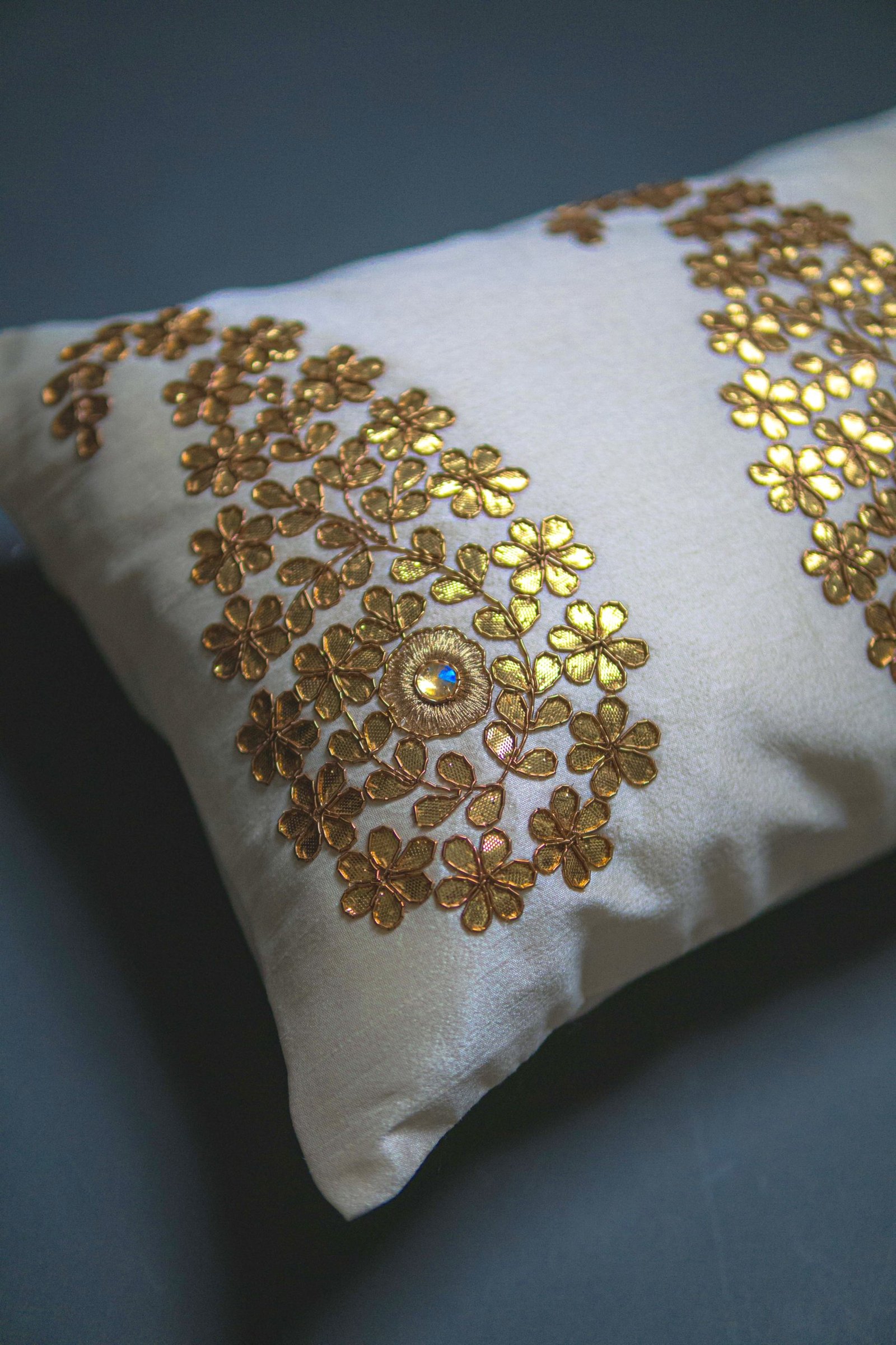 Ivory & Golden Paisley Leaf Rectangular Cushion Cover - Image 2