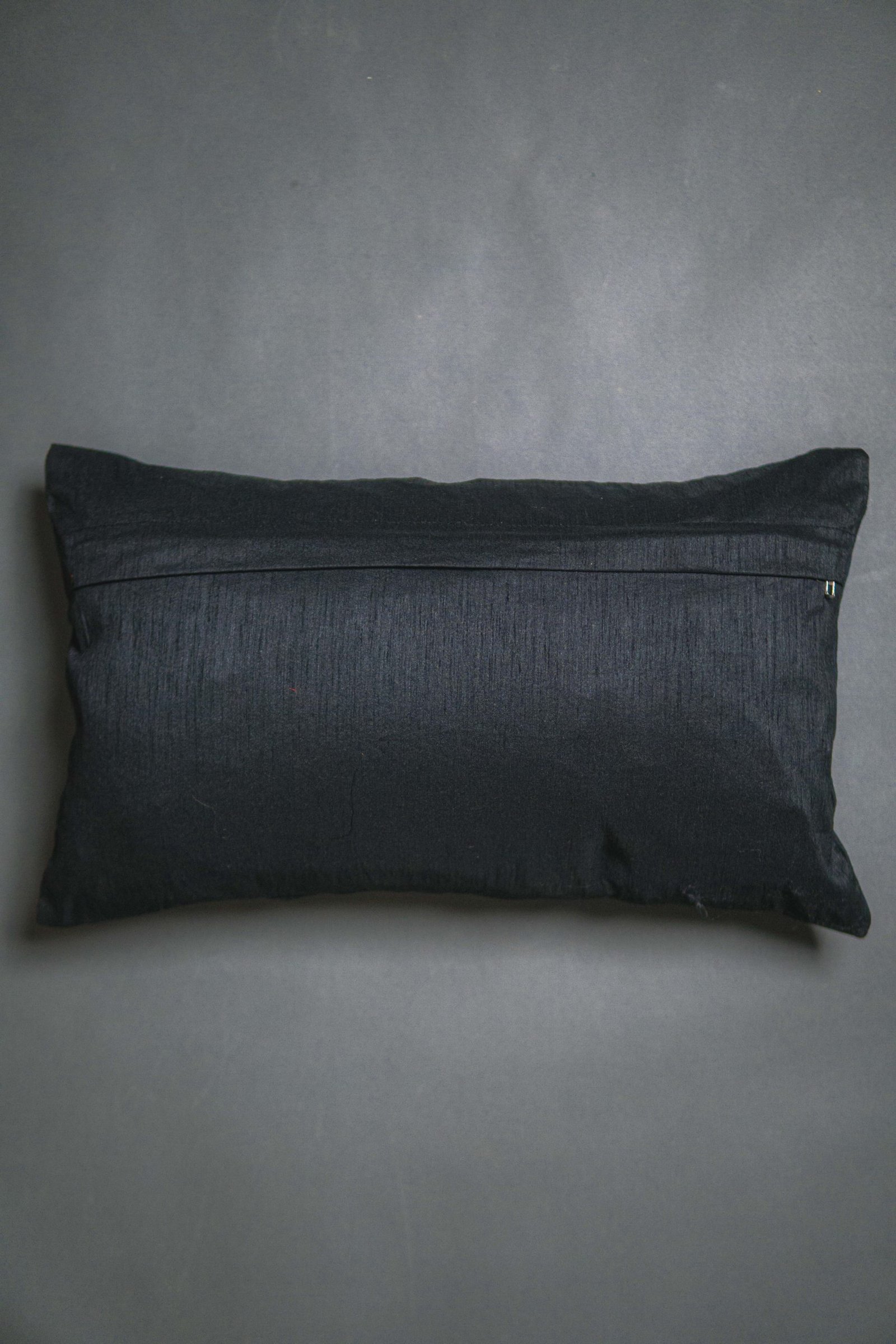 Black & Golden Paisley Leaf Rectangular Cushion Cover - Image 3