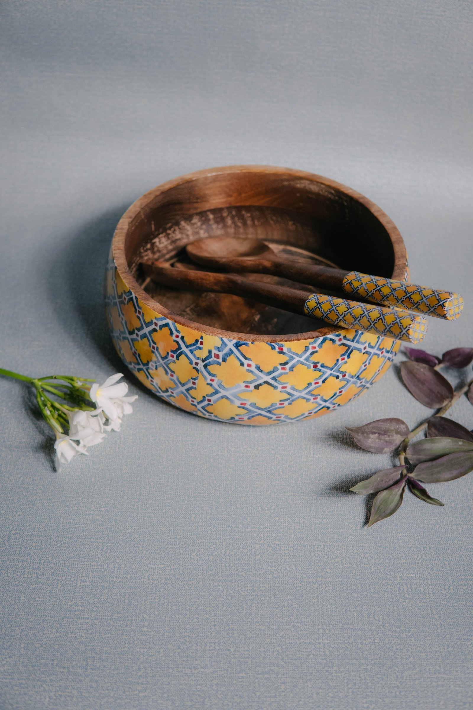 Wooden Artistic Moroccan Filigree - Multipurpose Serving Bowl - Image 3