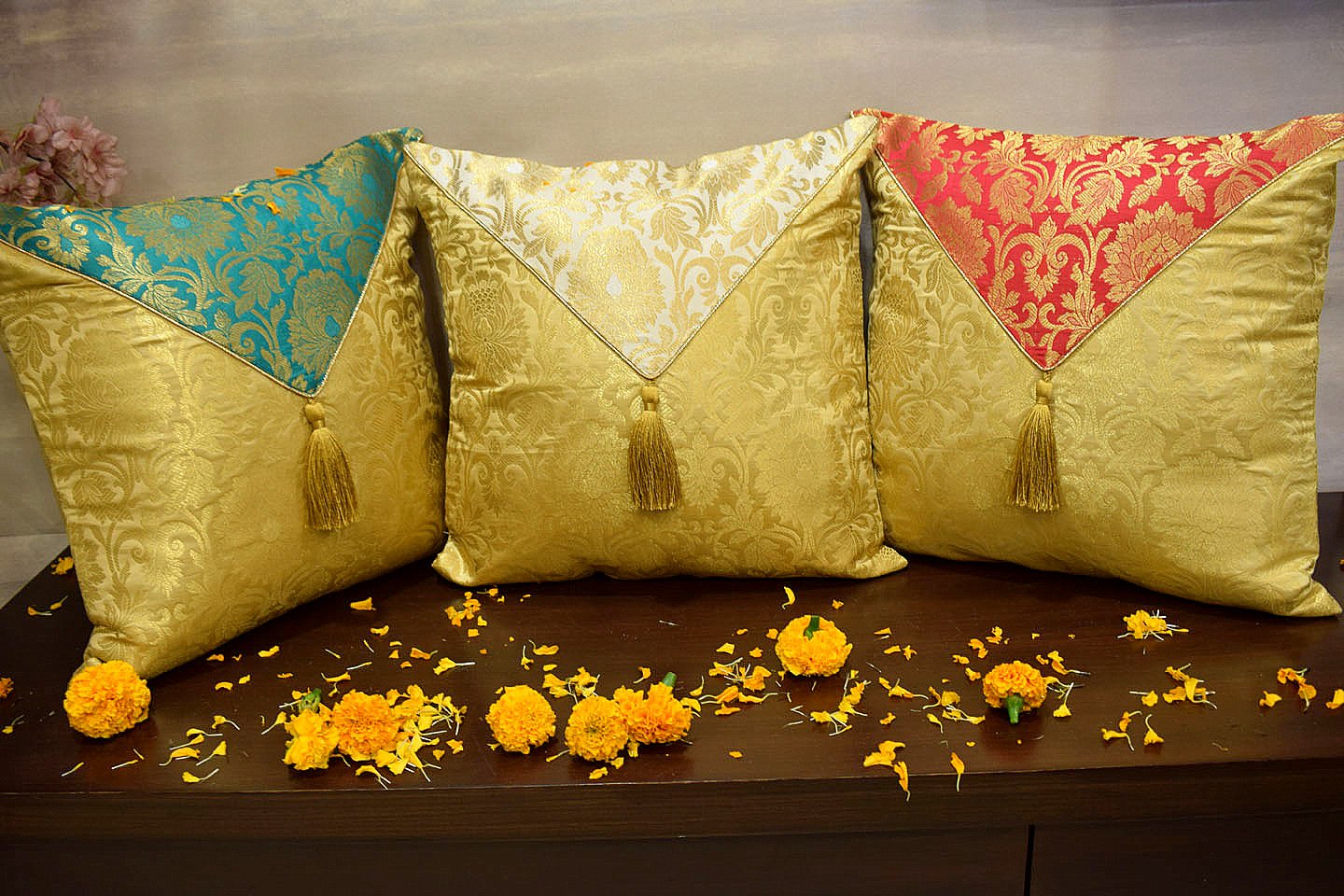 Jashan-E-Mehrang Cushion Covers Combo (Red, White, Turquoise Green) - Image 3