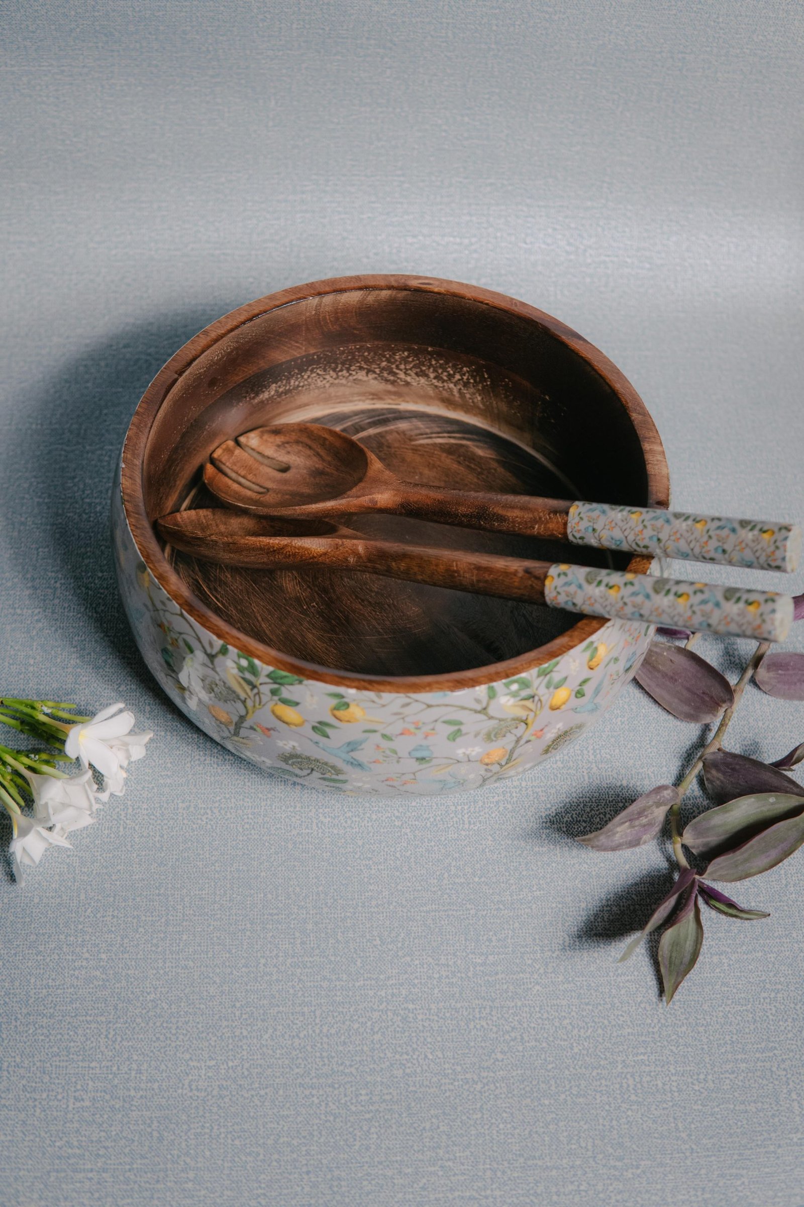 Wooden Artistic Humming Bird - Multipurpose Serving Bowl - Image 3