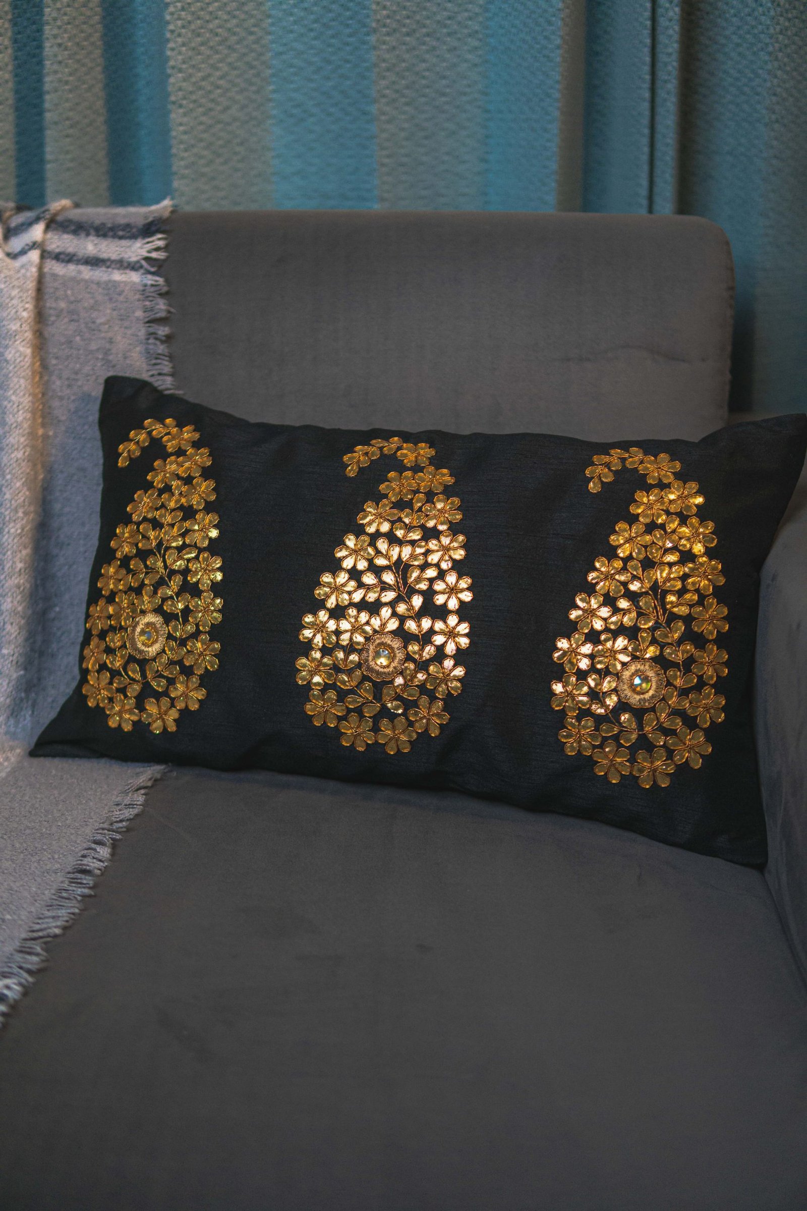 Black & Golden Paisley Leaf Rectangular Cushion Cover - Image 4