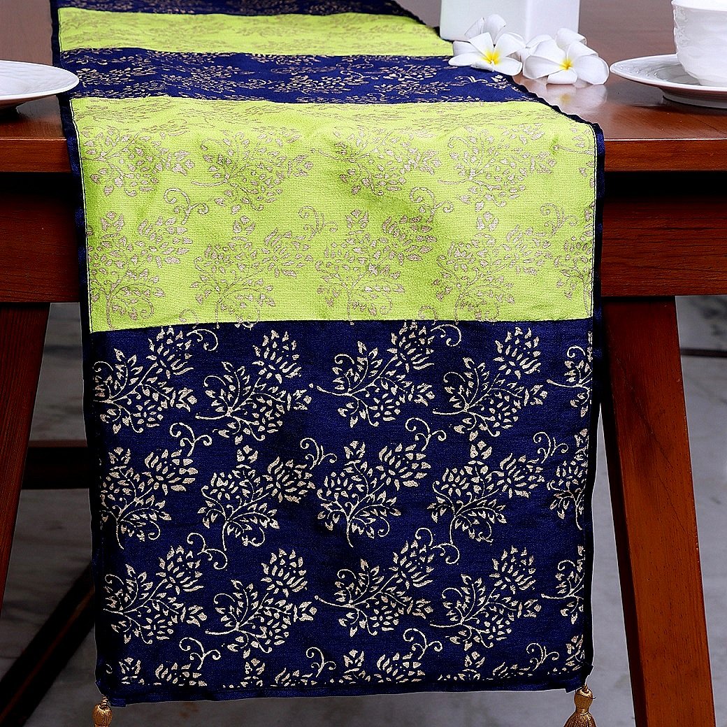 Bel Butah Block Printed Silk Table Runner - Image 4
