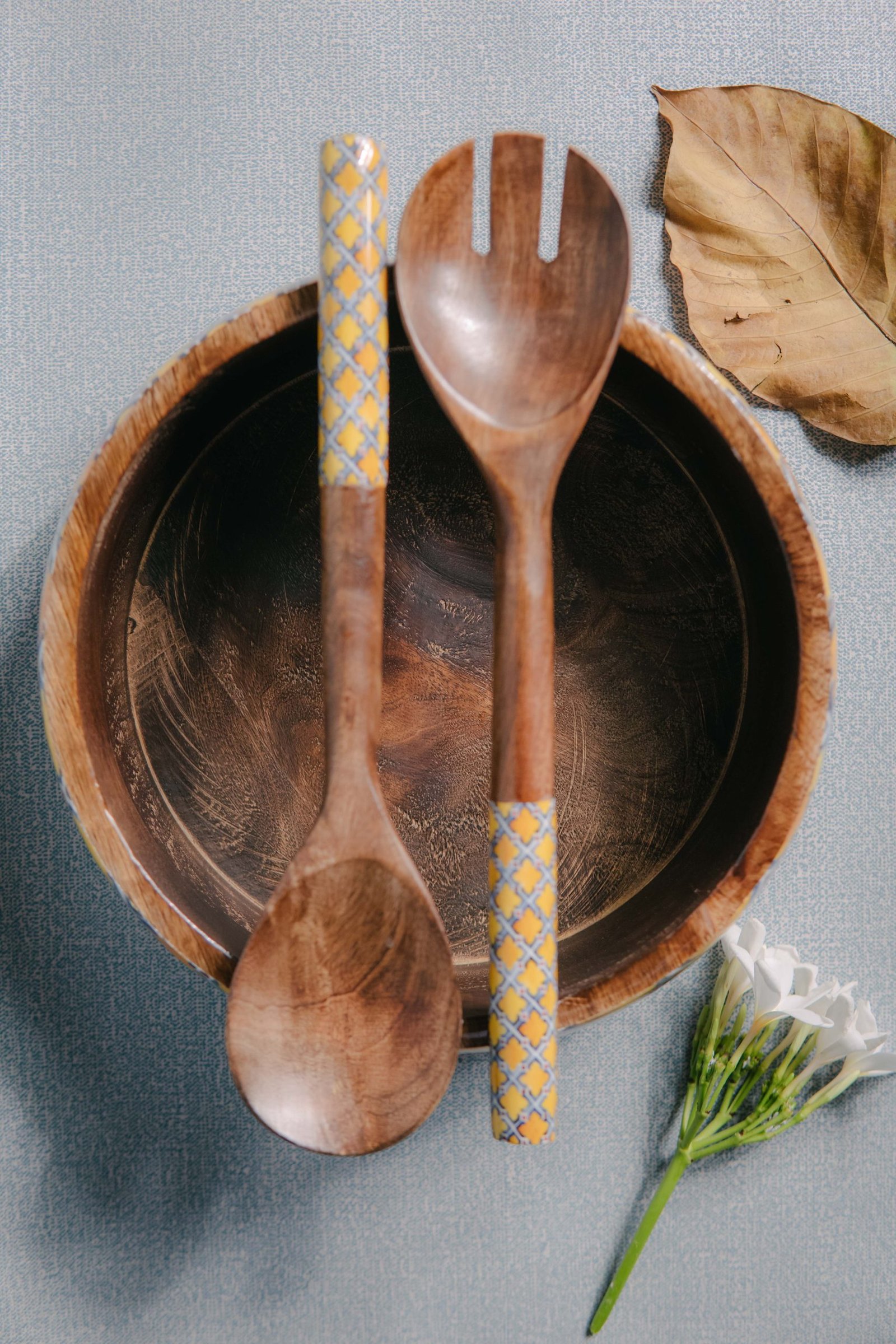 Wooden Artistic Moroccan Filigree - Multipurpose Serving Bowl - Image 4