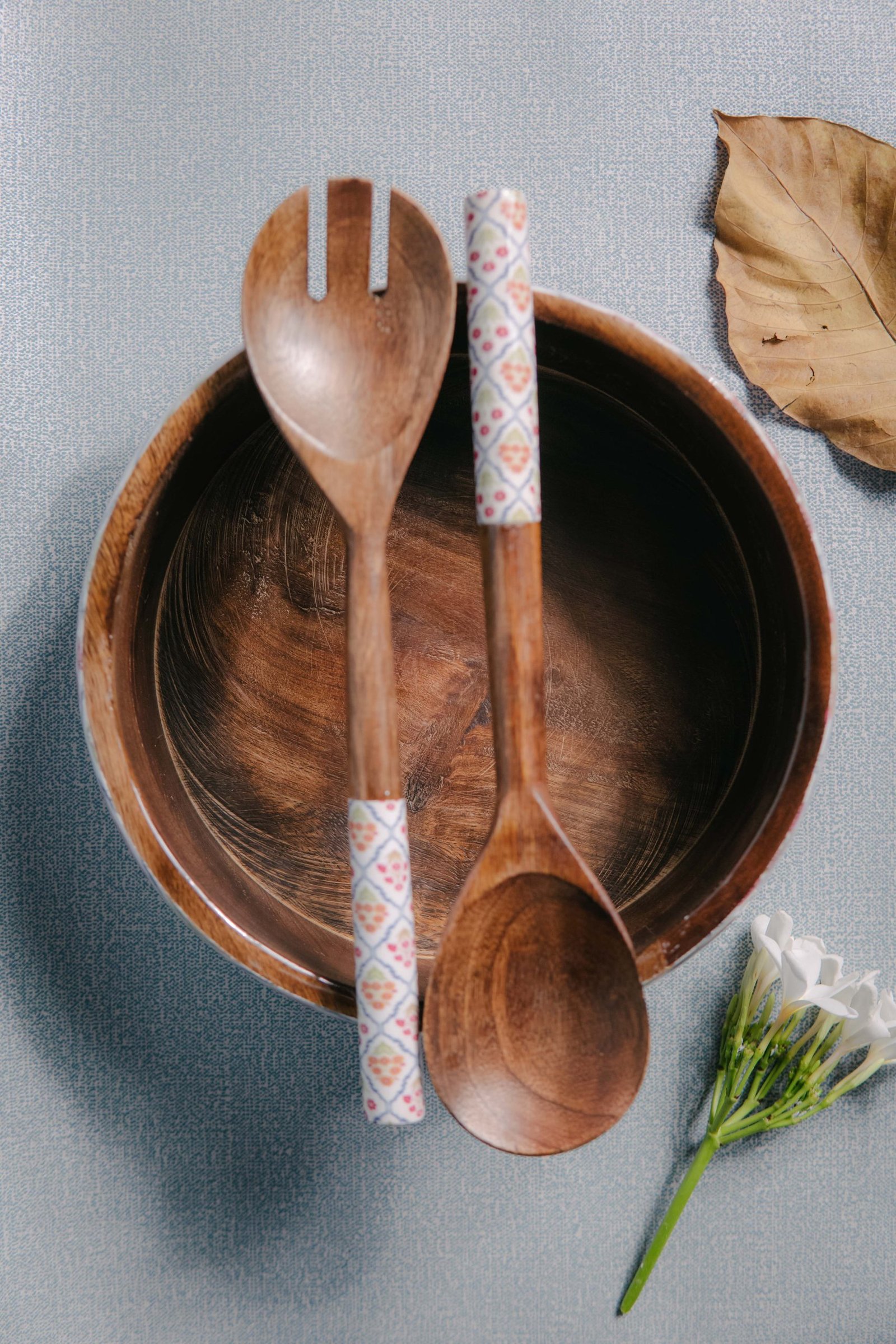 Wooden Artistic Chaar Bagh - Multipurpose Serving Bowl - Image 4