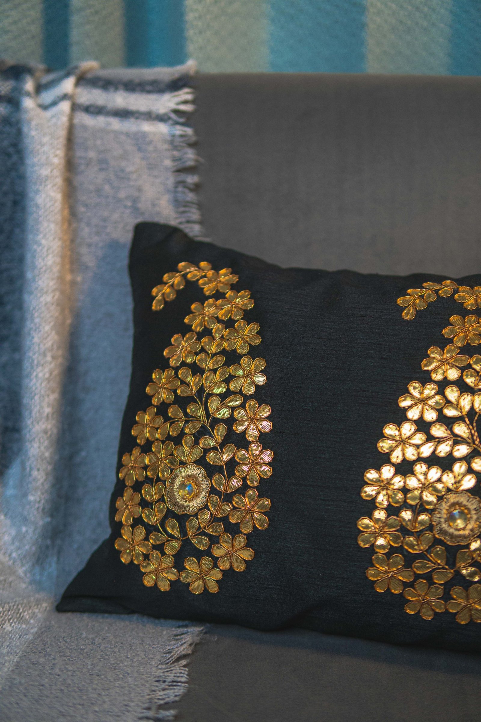 Black & Golden Paisley Leaf Rectangular Cushion Cover - Image 5