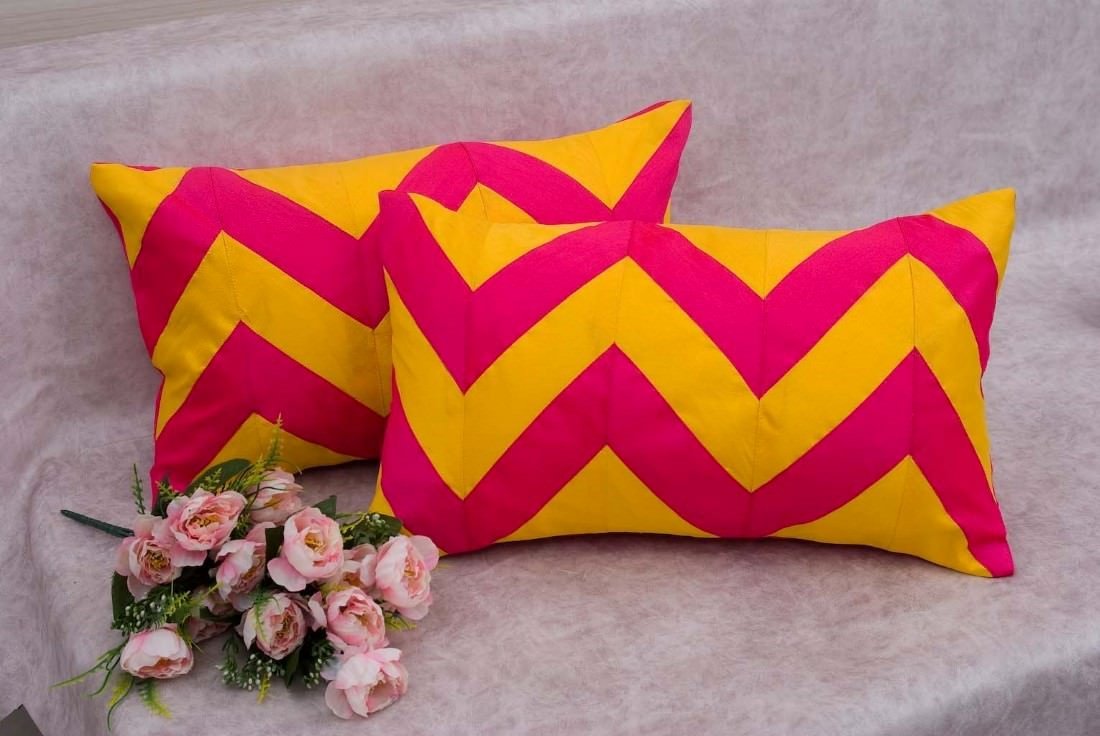 Zig Zag Multicolor Rectangular Cushion Covers - Image 5