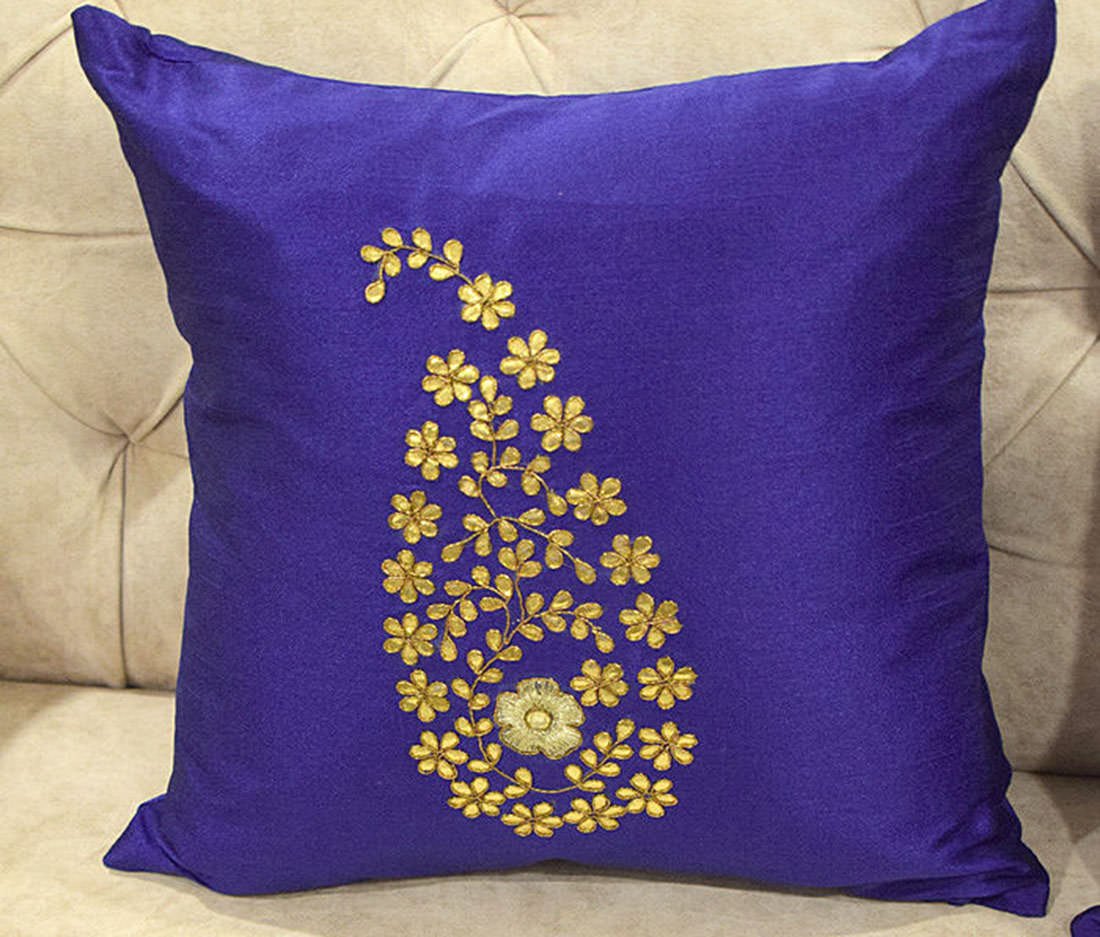 Exuberant & Luxurious 5 Piece Pure Brocade Golden & Blue Classic Jamawar Design Diwan Set - Image 5