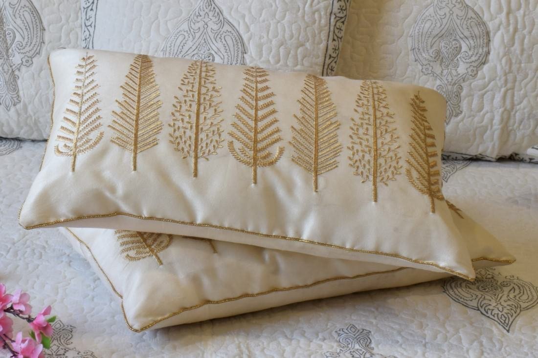 Baag-e-Bahaar Ivory Rectangular Cushion Covers - Image 5