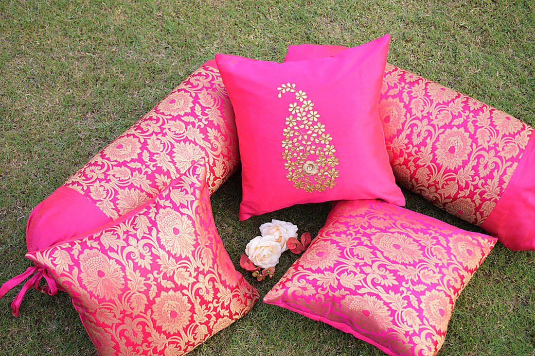 5 Piece Pure Brocade Bougainvillea Pink & Golden Classic MUGHAL BANARASI Design Diwan Set Combo - Image 6