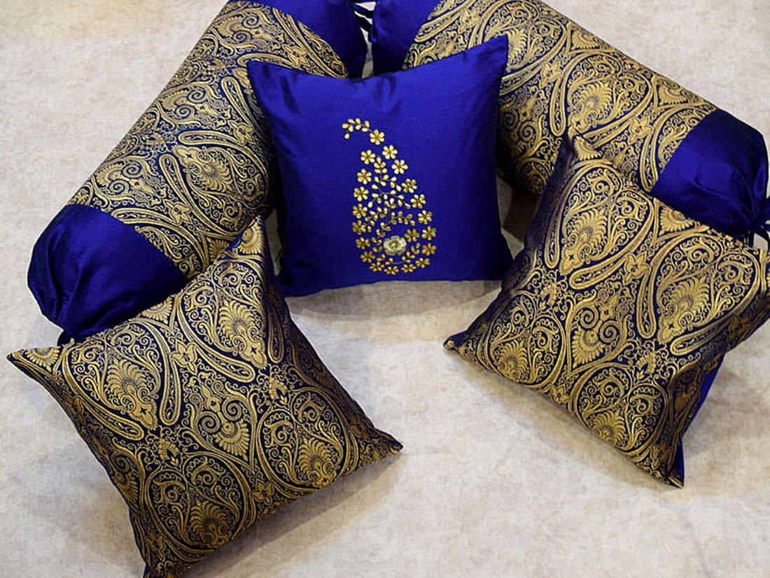 Exuberant & Luxurious 5 Piece Pure Brocade Golden & Blue Classic Jamawar Design Diwan Set - Image 6