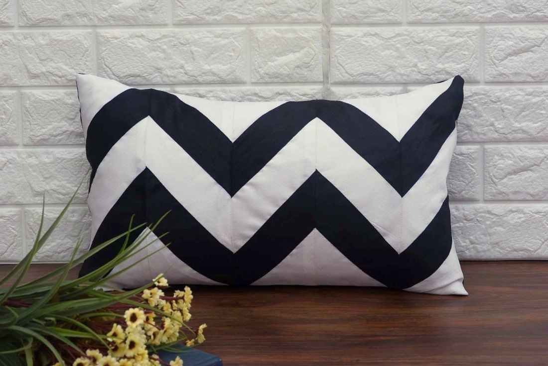 Zig Zag Multicolor Rectangular Cushion Covers - Image 6