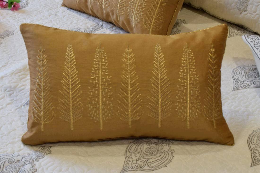 Baag-e-Bahaar Beige Rectangular Cushion Covers - Image 6