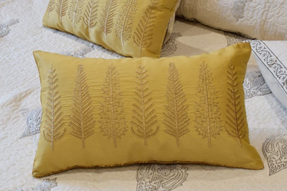 Baag-e-Bahaar Light Yellow Rectangular Cushion Covers - Image 6