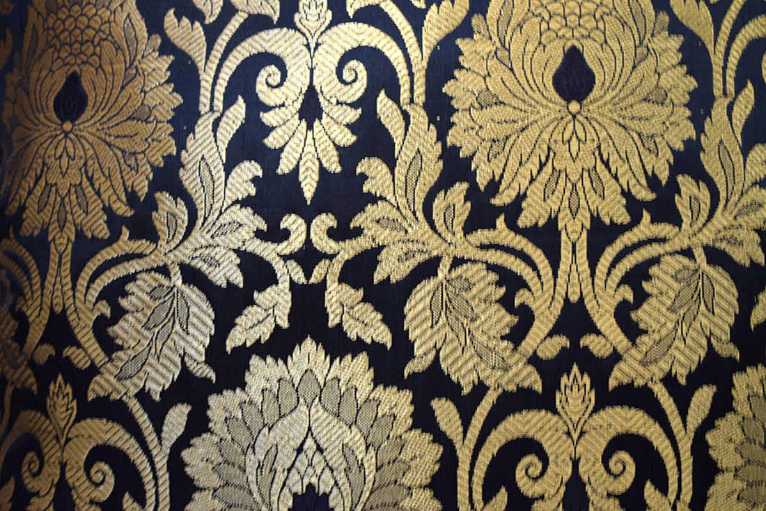 MUGHAL BANARASI Brocade Cushion Covers (Black & Golden) - Image 5