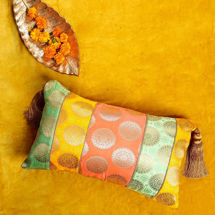 Mandala Begum Rectangular Cushion Covers - Image 3