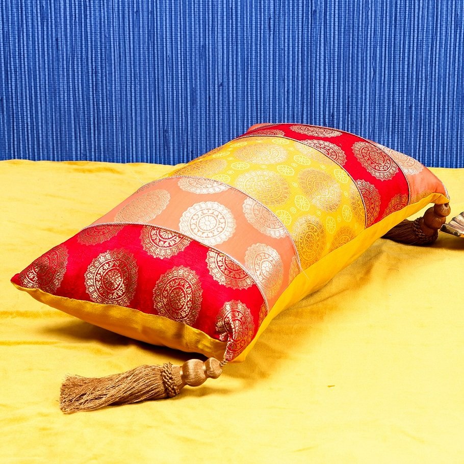 Mandala Begum Rectangular Cushion Covers - Image 4