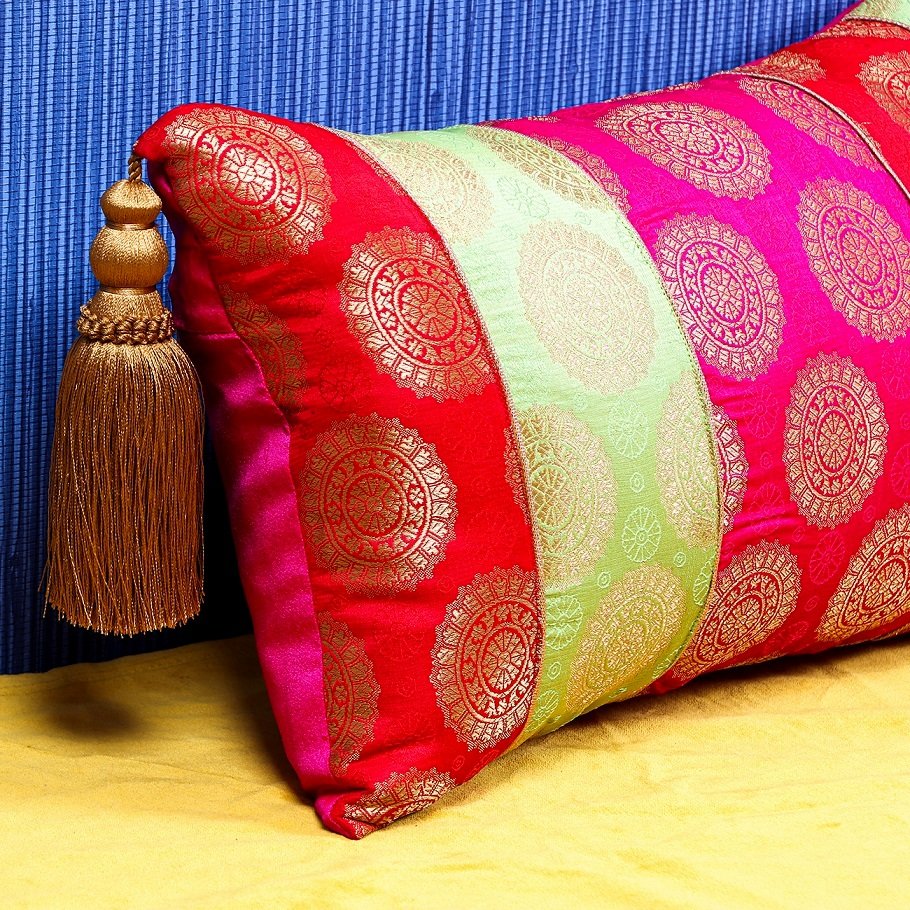 Mandala Begum Rectangular Cushion Covers - Image 4