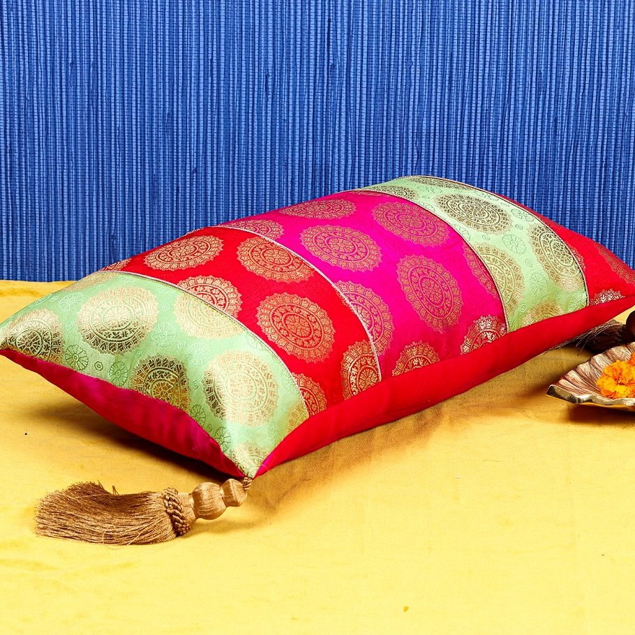 Mandala Begum Rectangular Cushion Covers - Image 5