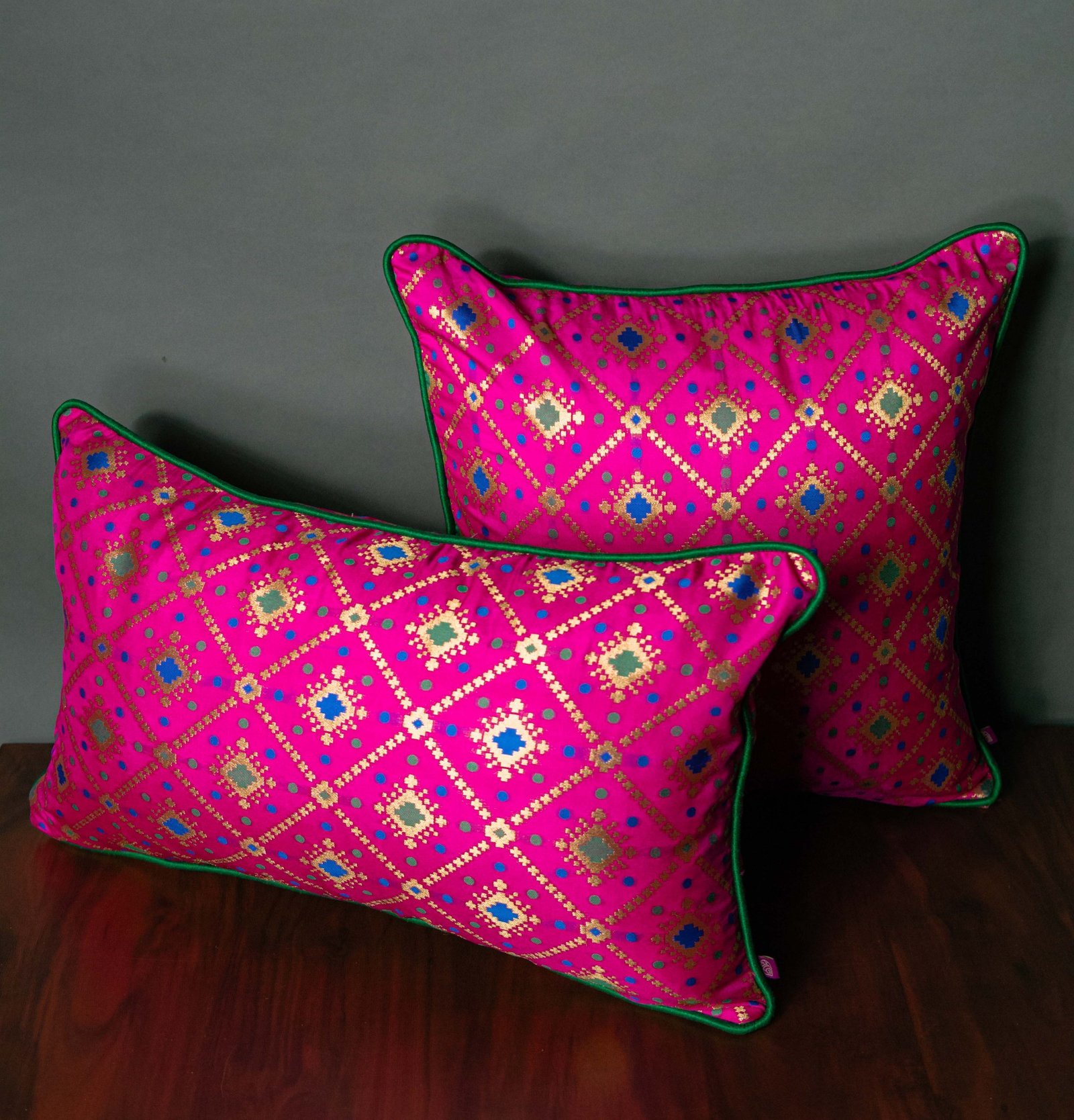 Mesmerizing Pink Bandhani Brocade Beauty Cushion Covers