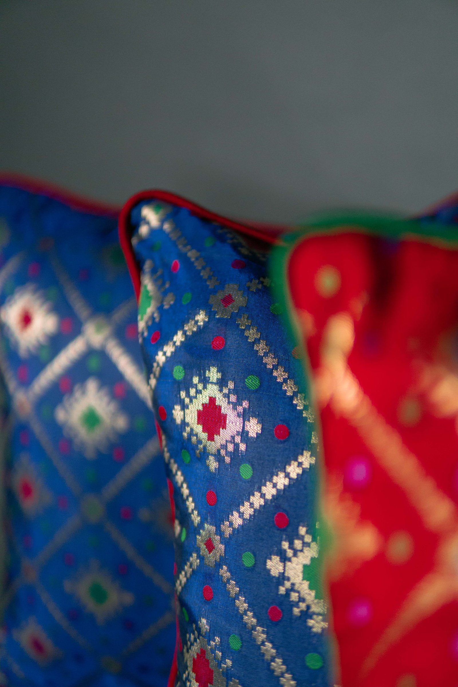 Mesmerizing Colors of Assorted Bandhani Brocade Beauty Cushion Covers (Blue-Red Combo) - Image 2