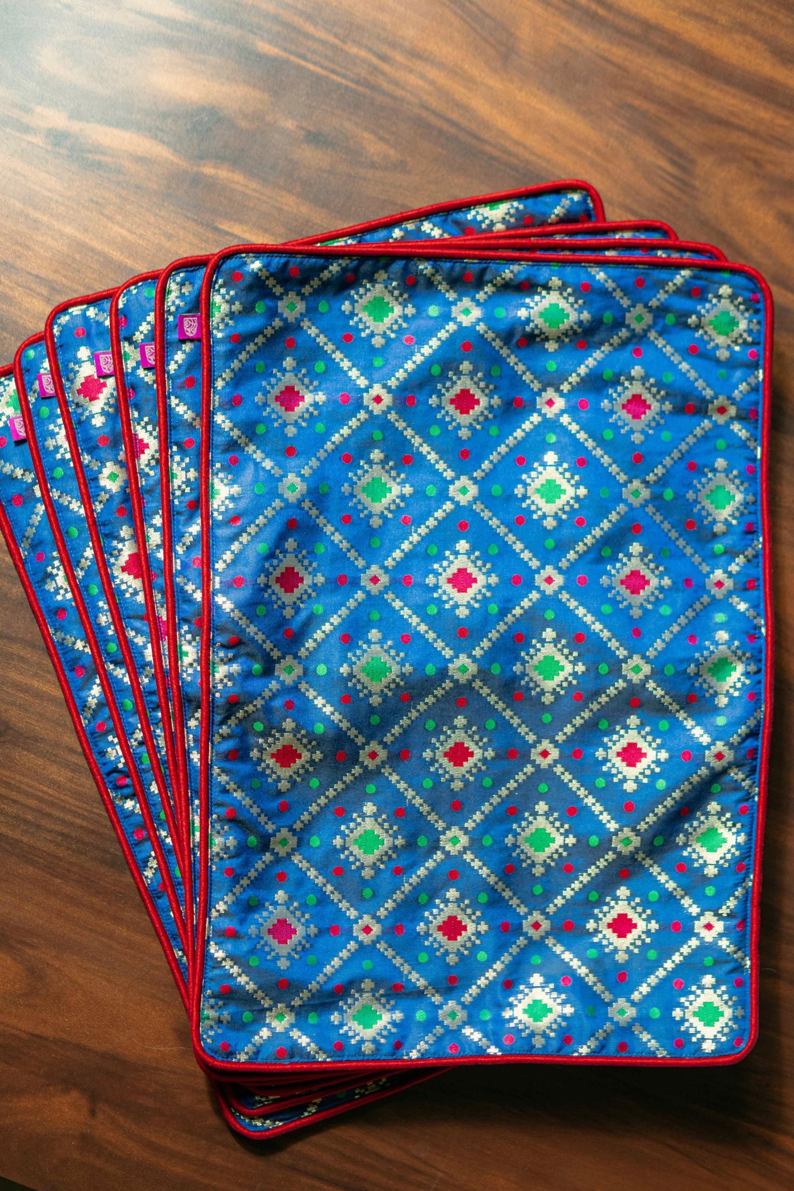 Mesmerizing Blue Bandhani Brocade Beauty Table Runner with Placemats - Image 4