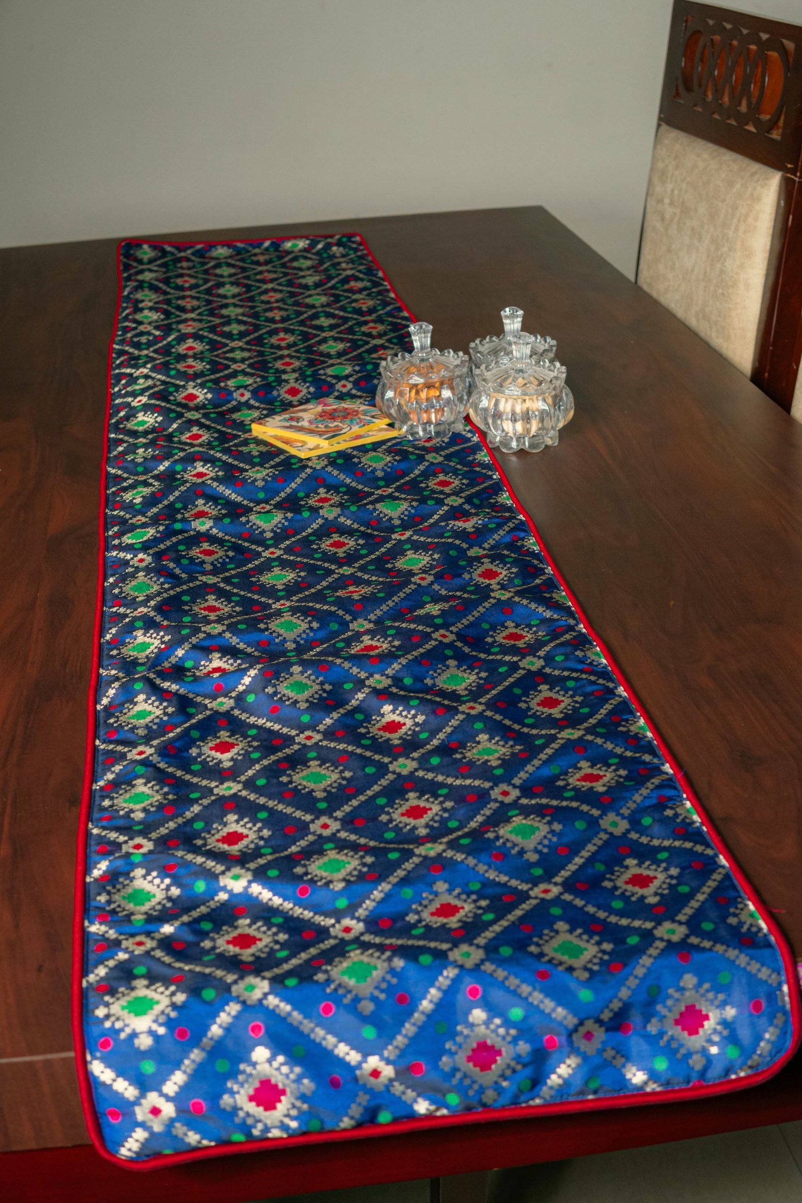 Mesmerizing Blue Bandhani Brocade Beauty Table Runner with Placemats - Image 6
