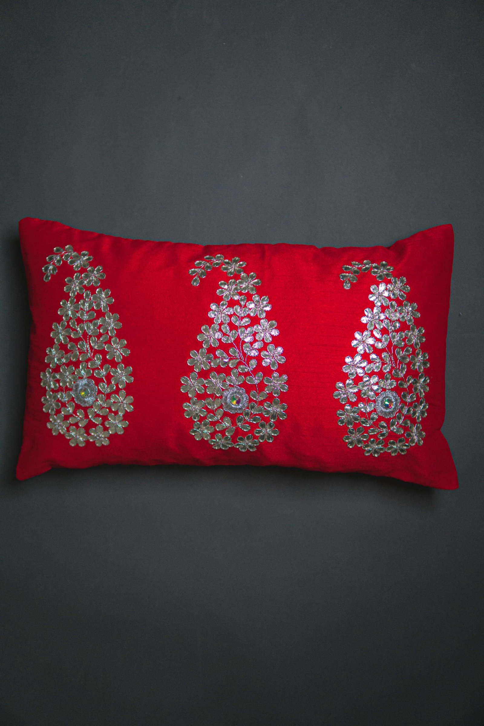 Red & Silver Paisley Leaf Rectangular Cushion Cover