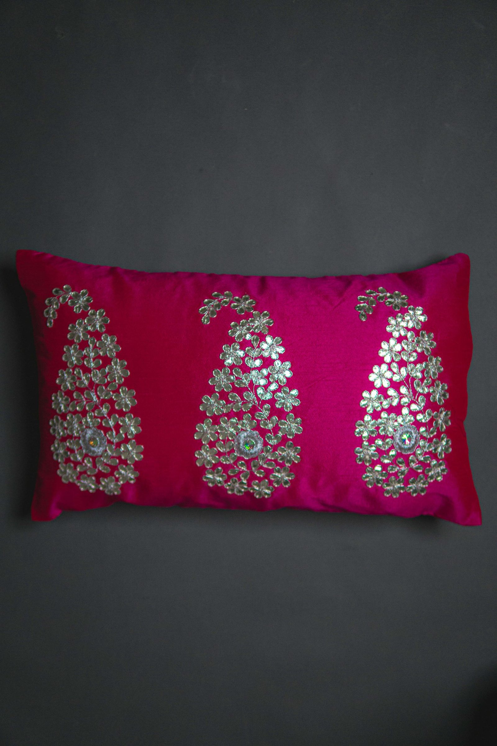 Magenta & Silver Paisley Leaf Rectangular Cushion Cover
