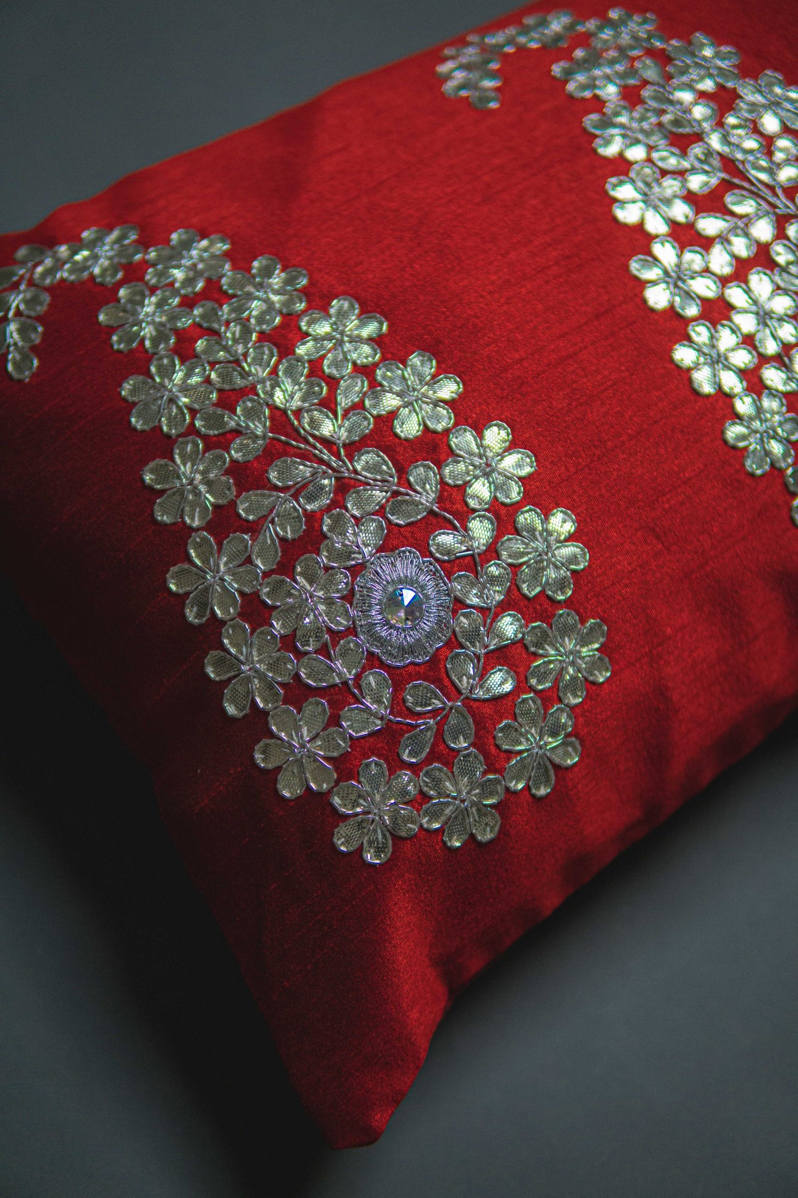 Royal Maroon & Silver Paisley Leaf Rectangular Cushion Cover - Image 2