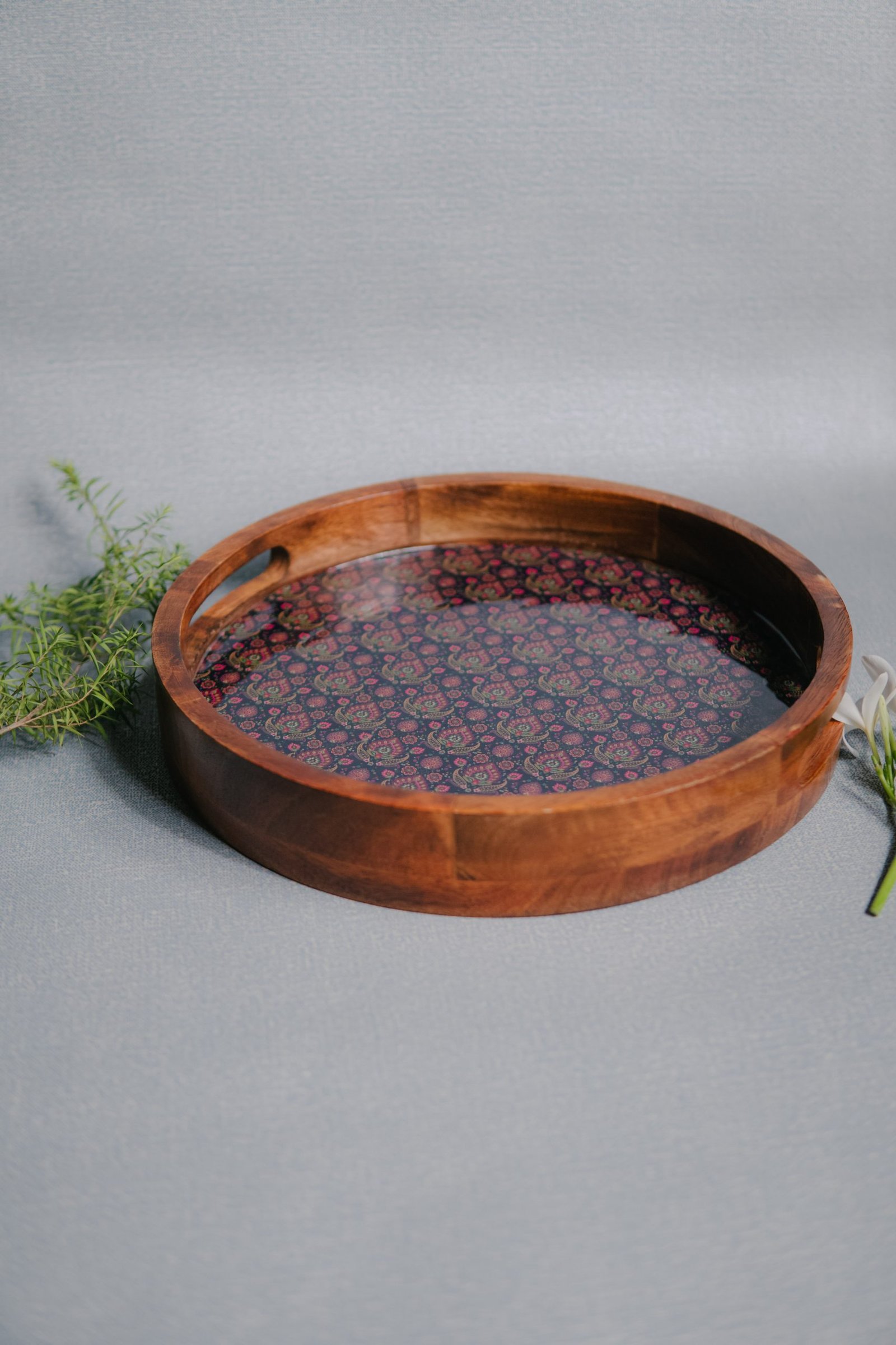 Wooden Artistic Kalamkaari Serving Tray - Image 4