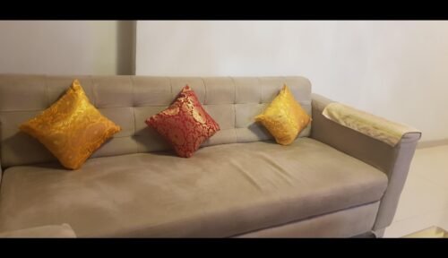 MUGHAL BANARASI Brocade Cushion Covers (Red & Golden) photo review