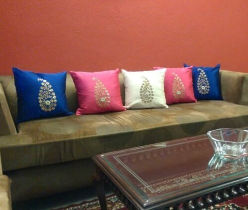 Magenta & Golden Paisley Gota Patti Hand Embroidery photo review